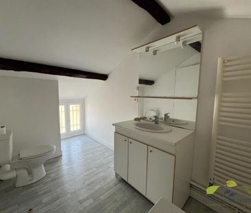 Location Appartement 2 pièces 55m² ST LEONARD DE NOBLAT 87400 - Photo 3