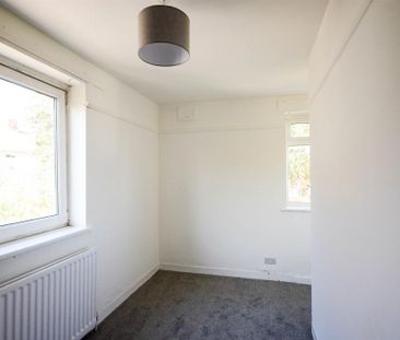 2 bedroom semi-detached house to rent - Photo 5