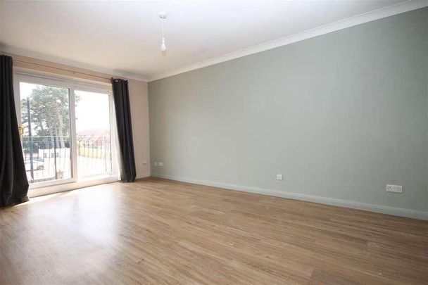 Birdham Court, Steyne Road, PO35 - Photo 1