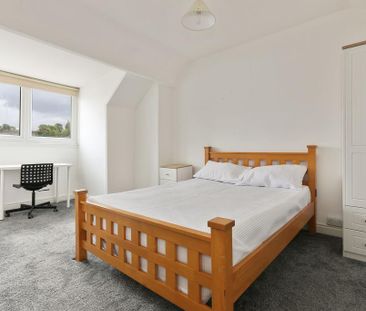 4 bedroom house share to rent - Photo 2