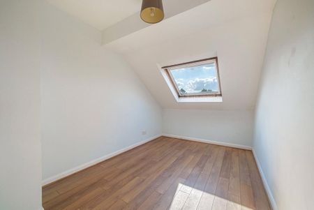 4 bedroom detached house to rent - Photo 5