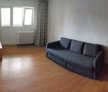 Rahova, Calea Rahovei, piata, stradal, bloc reabilitat, - Photo 2