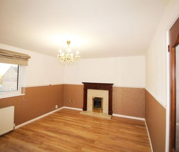 2 bedroom maisonette to rent - Photo 2