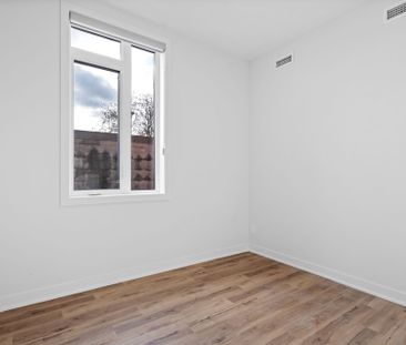 78 Rosemount Avenue Ottawa ON K1Y 1P6 - Photo 1