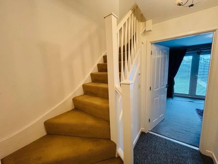 2 bedroom terraced house to rent - Photo 3