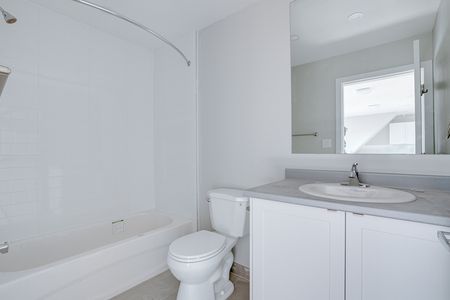 $1,599 / 1 br / 1 ba / 600 sqft 168 Picton st E unit 5 - Photo 2