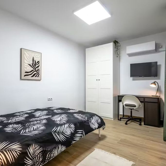 Carrer dels Germans Villalonga, Valencia, Valencian Community 46020 - Photo 1