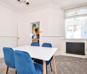 2 bedroom house to rent - Photo 2