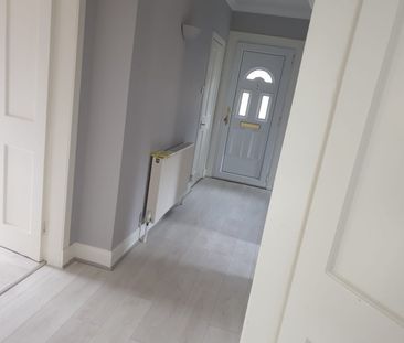 2 Bed Flat, Hyndlee Drive, G52 - Photo 2