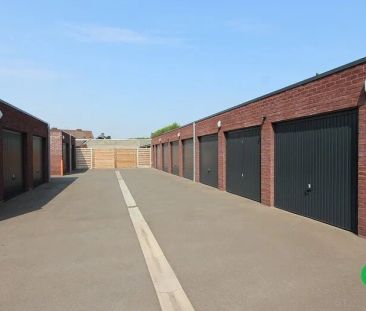 Appartement met 2 slaapkamers en garage centrum Torhout - Photo 6