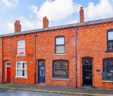 2 bedroom terraced house to rent - Photo 1