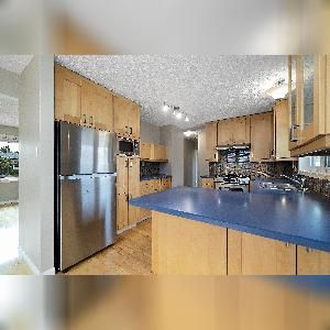 5 Bed 2.5 Bath Dbl Garage Home For Rent Greenfield - Photo 4