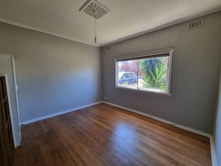 Best Location!! - Photo 3