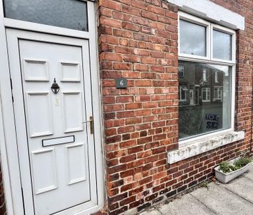 2 bedroom terraced house to rent - Photo 3