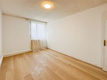 Location appartement 4 pièces, 69.00m², Poissy - Photo 4