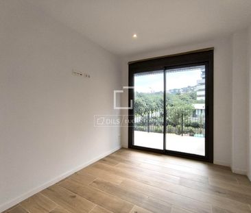 Excellent 3 Bedroom apartment for rent in Esplugues, Barcelona - Photo 6