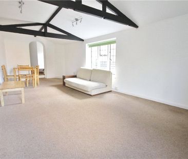 London Road, Staines-upon-Thames, Surrey, TW18 4BN - Photo 5