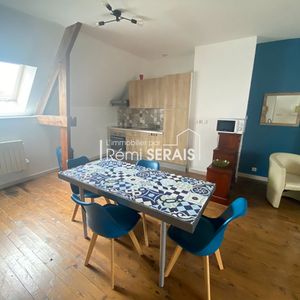 Location Appartement 1 pièce 42m² - Photo 3