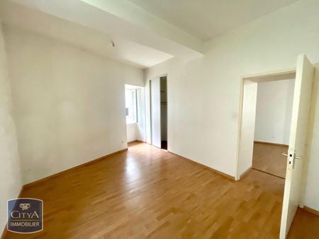 Location Appartement 3 pièces 68m² BOURG EN BRESSE 01000 - Photo 4