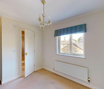 3 bedroom House To Let - Photo 1