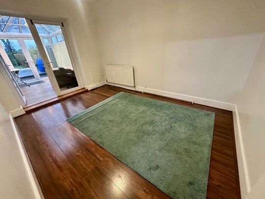 Wroxham Road, Poole - Photo 1