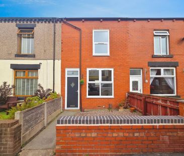 2 bedroom terraced house to rent - Photo 4