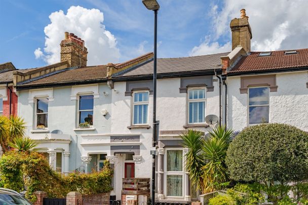 Dagmar Road, Stroud Green - Photo 1