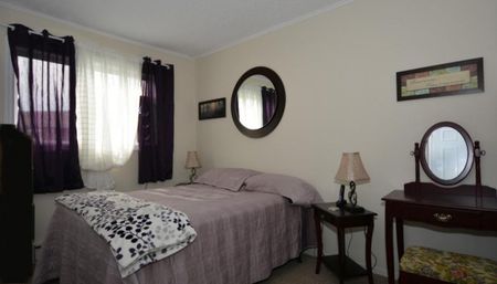 294-300 Main Avenue - Photo 4