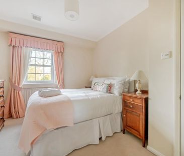 4 bedroom townhouse to rent - Photo 5