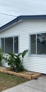 Freshly Renovated Coastal Living - 2 Bedroom Home in Minnamurra - Photo 3