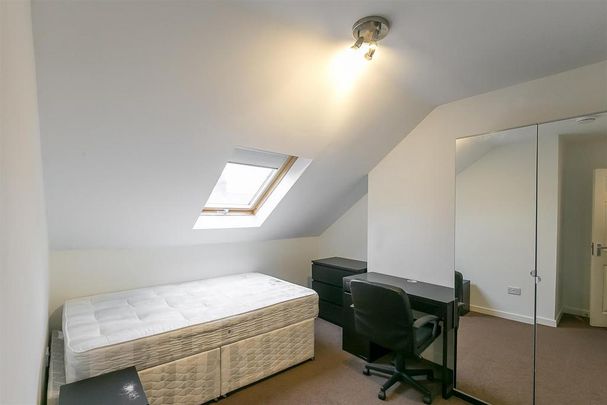 6 bedroom maisonette to rent - Photo 1