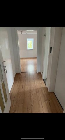 Charmante 3-Zimmer Wohnung im Herzen von Herford-Frisch Renoviert - Photo 5