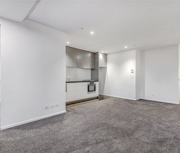 1906/151 City Road - Photo 3