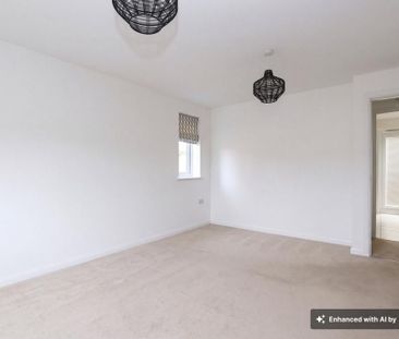 3 bedroom semi-detached house to rent - Photo 3