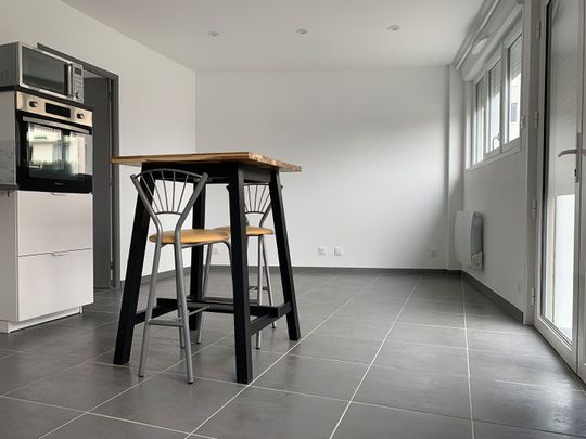 EXCLUSIVITÉ - "LE RADIEUX" - Location Appartement saint pierre des corps : 32.4 m2 - Photo 1