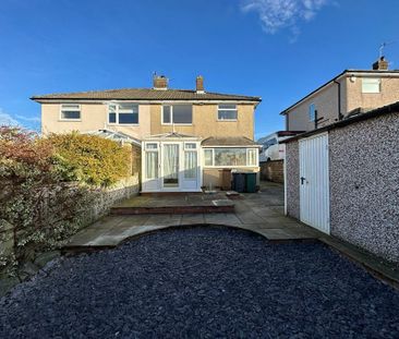 3 bedroom semi-detached house to rent - Photo 4