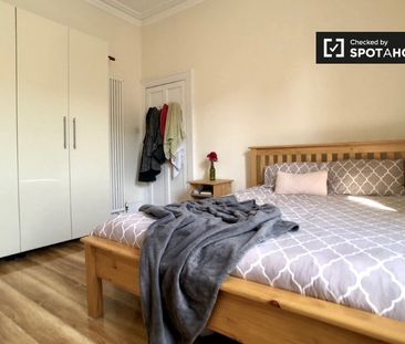 Large room in shared apartment in Stoneybatter, Dublin - Photo 6