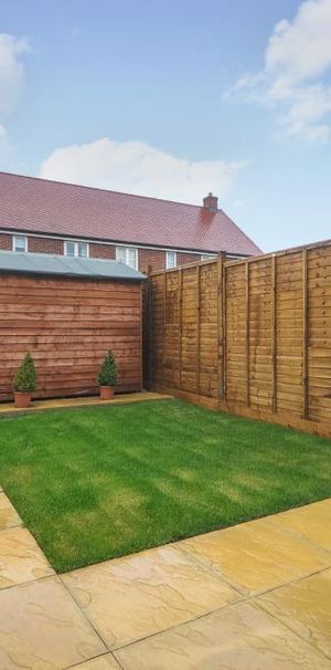 2 bedroom terraced house to rent - Photo 1