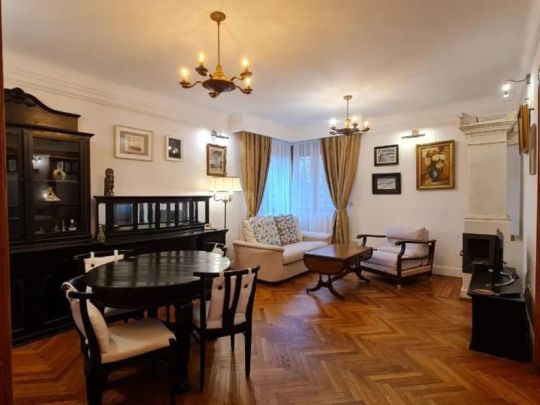BRASADAS închiriază – Apartament istoric restaurat TINERETULUI - Fotografie 1