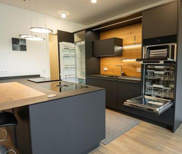 Design trifft Komfort – luxuriöse Wohnung mit Tiefgarage, Premiumkü... - Photo 1