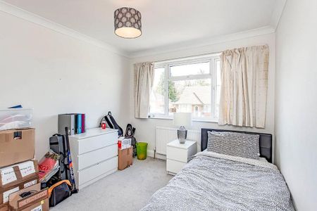 4 bedroom bungalow to rent - Photo 3