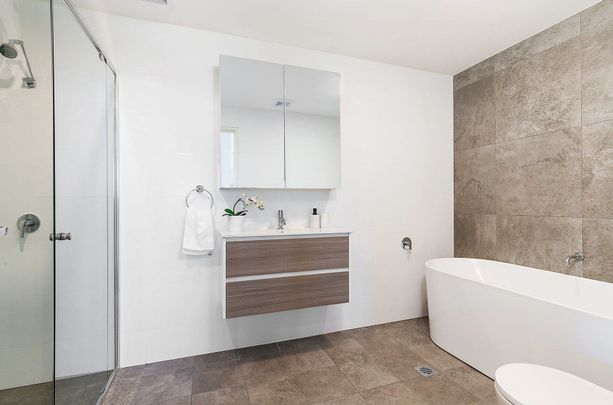 Executive Apartment Moments to Shops & Station - Photo 1