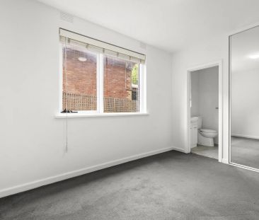 Unit 2/30 Davis Avenue, South Yarra. - Photo 6