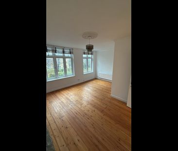 Room in a Shared Flat, Sanderstead Road, CR2 - Photo 1