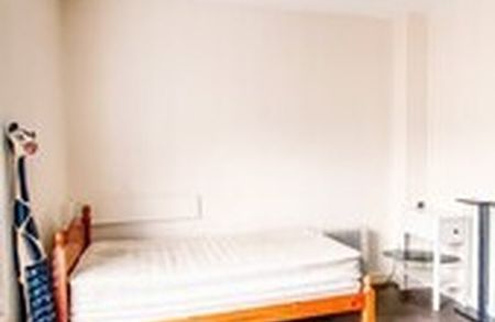 High Street, Dudley, DY1 1PY - Photo 2