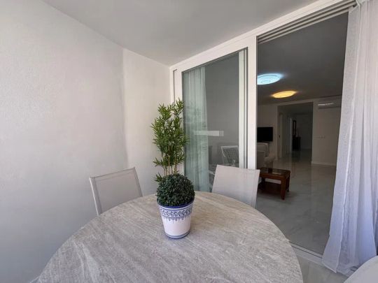 Alquiler de piso en Calle Fernando Camino, 13 - Photo 1