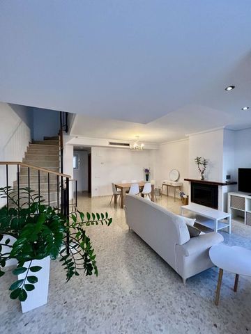 4 room luxury Apartment for rent in Moncada, Valencia - Photo 2