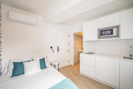 Calle San Juan, Málaga, Andalusia 29005 - Photo 4