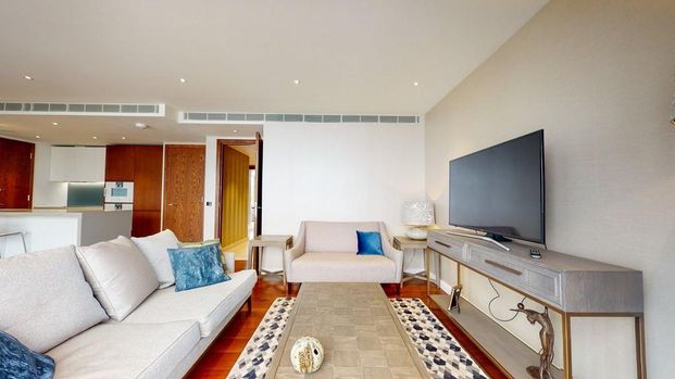 3 bedroom flat to rent - Photo 1