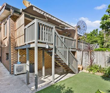 Neat, sweet and complete - Photo 5